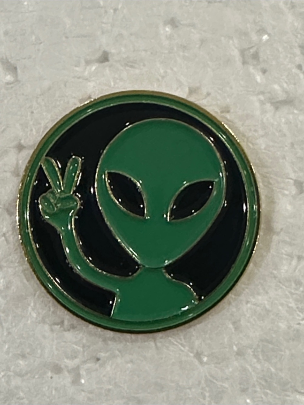 Green Alien Enamel Pin - Peace Sign Accent